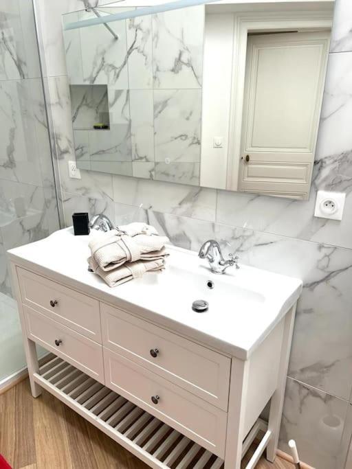 Apartmán Cosy T3 Centre Reims/Pkg Prive Exteriér fotografie