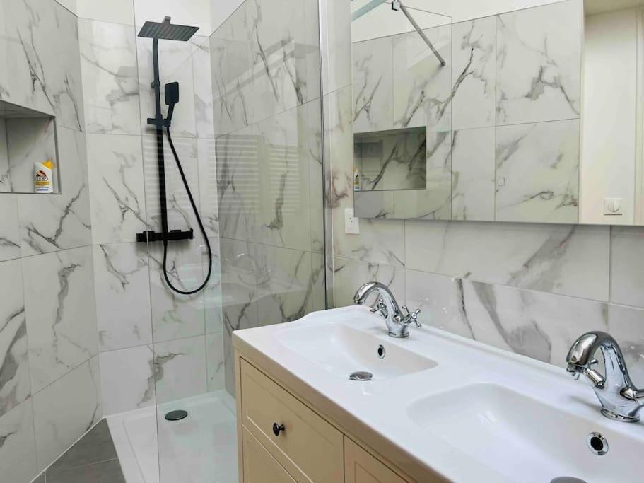 Apartmán Cosy T3 Centre Reims/Pkg Prive Exteriér fotografie
